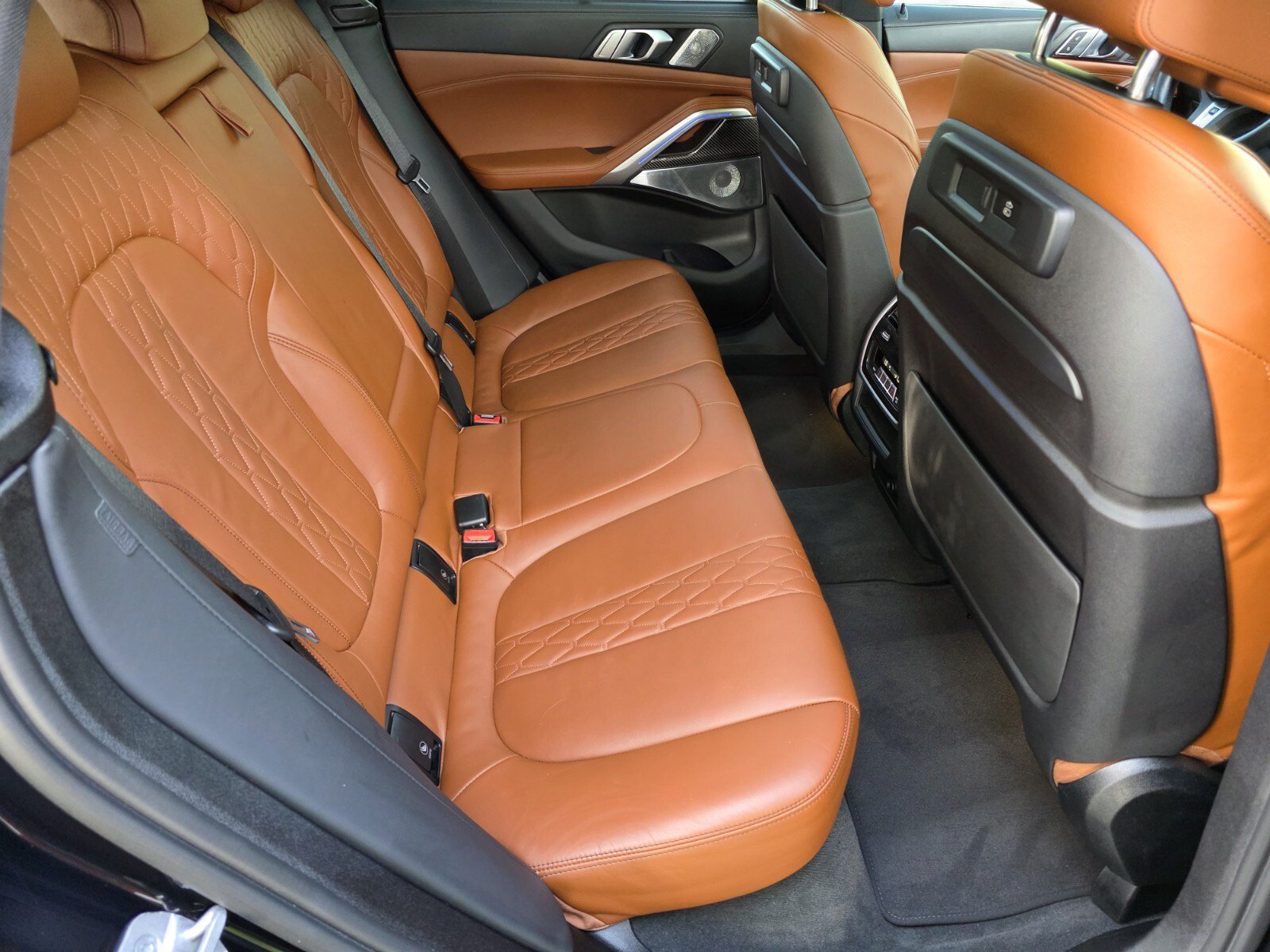 Used 2023 BMW X6 M50i w/ Executive Package AWD/4WD image 5