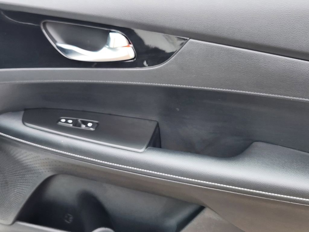 Certified 2024 Kia Forte GT-Line w/ GT-Line Premium Package FWD image 20