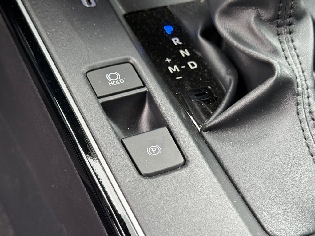 Certified 2026 Toyota Corolla Cross XLE image 29