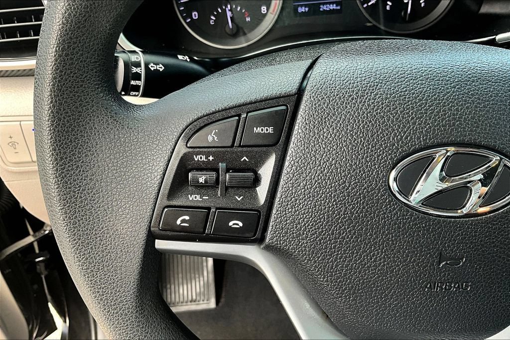 Used 2021 Hyundai Tucson Value w/ Cargo Package FWD image 12