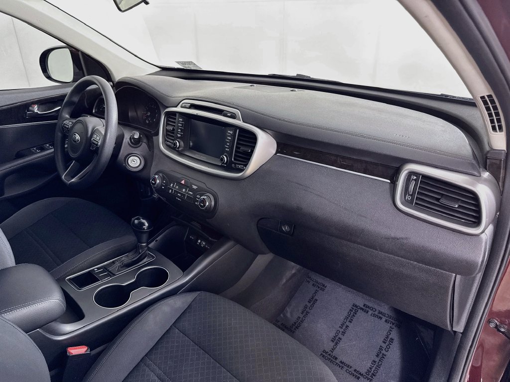 Used 2018 Kia Sorento FWD image 29