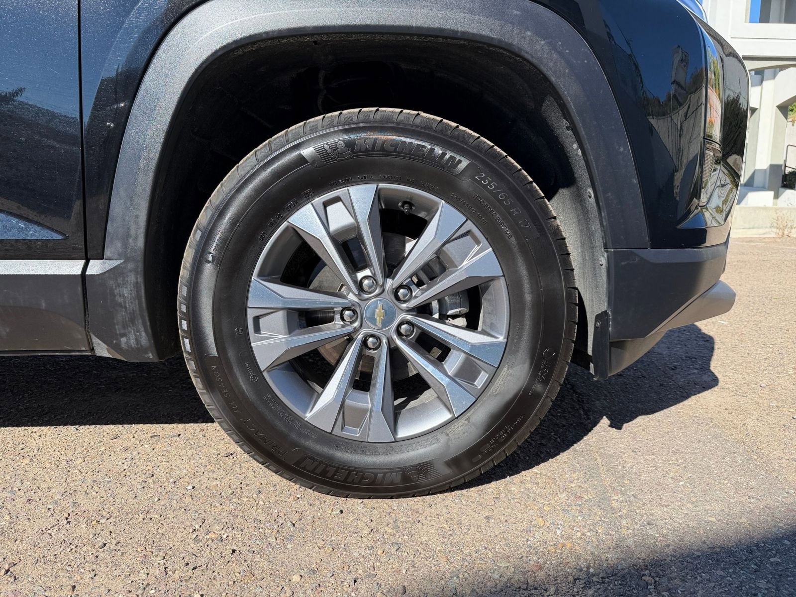 Used 2025 Chevrolet Equinox LT image 29