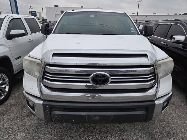 Used 2017 Toyota Tundra SR5 w/ SR5 Upgrade Package RWD image 2