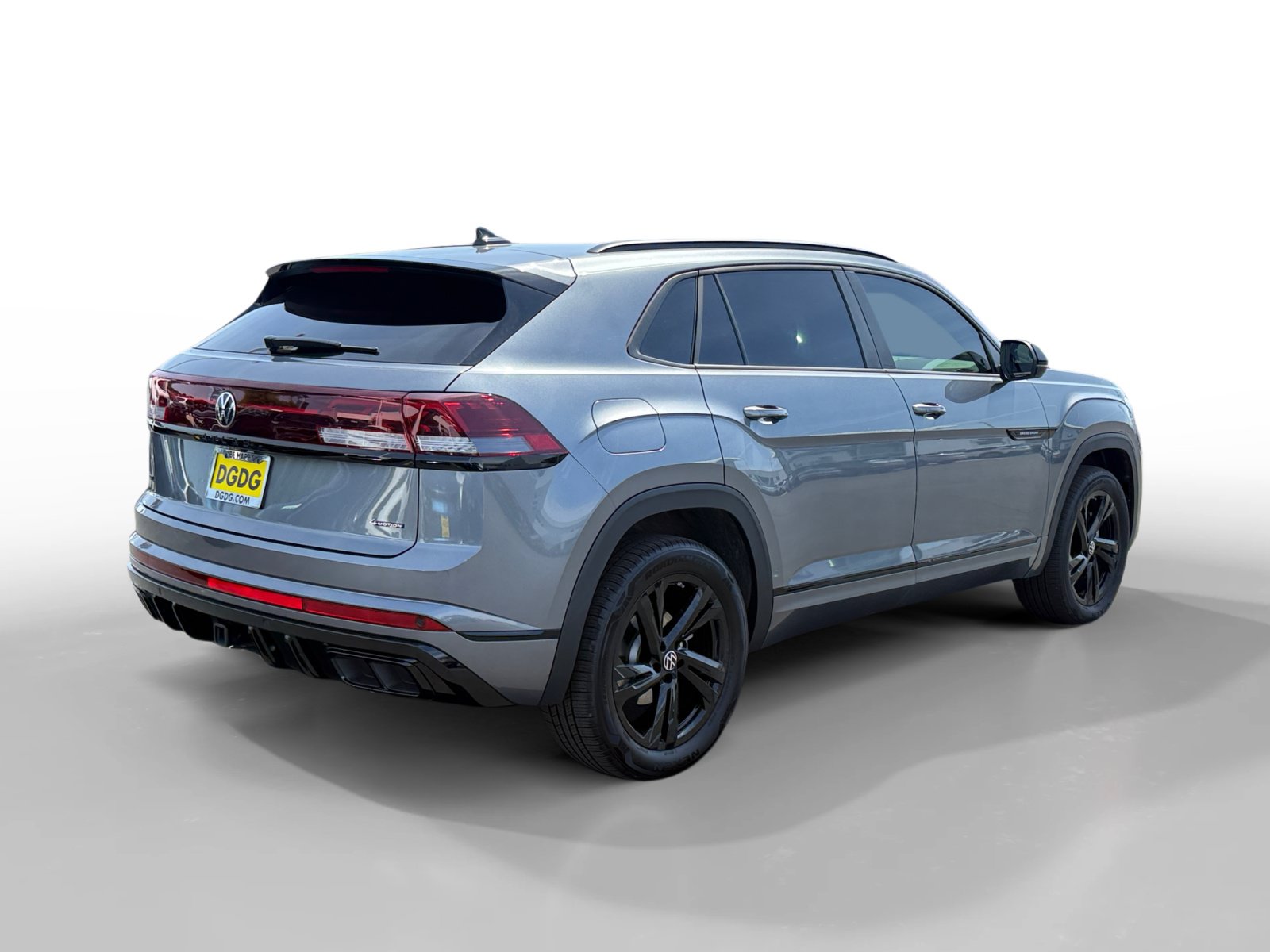 Certified 2025 Volkswagen Atlas Cross Sport SEL R-Line AWD/4WD image 5