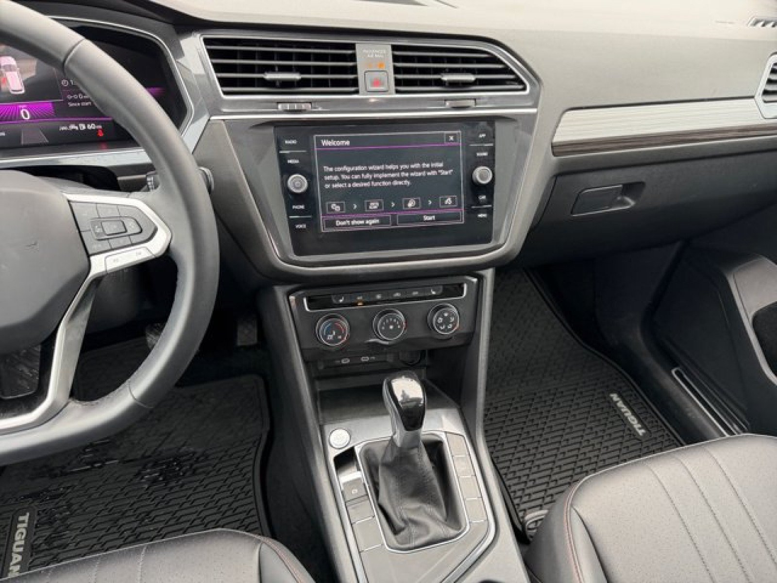 Used 2024 Volkswagen Tiguan Wolfsburg Edition FWD image 14