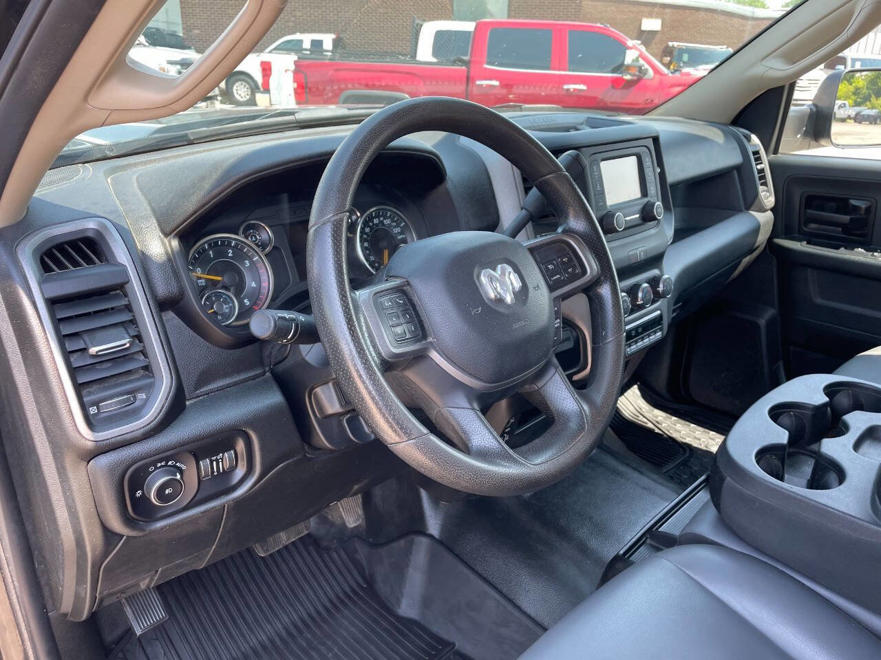 Used 2020 RAM 5500 Tradesman w/ Chrome Appearance Group image 19