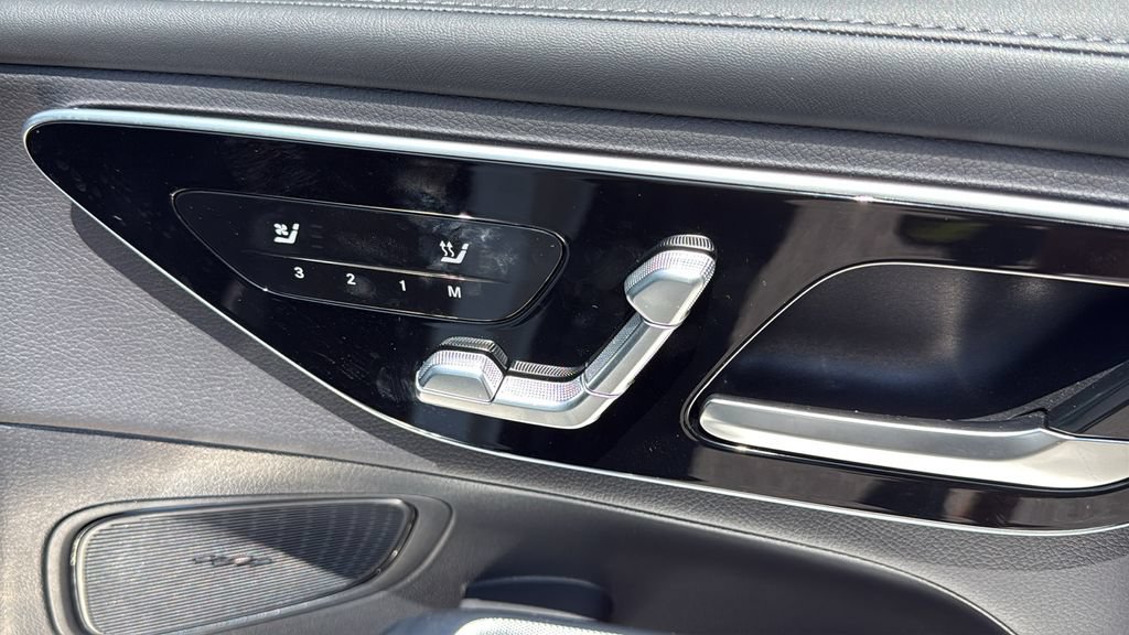Certified 2025 Mercedes-Benz GLC 300 image 14