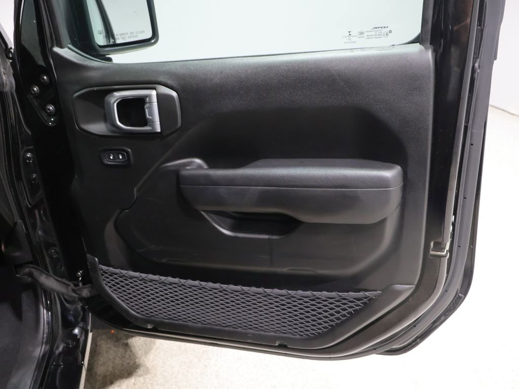 Used 2023 Jeep Gladiator Sport AWD/4WD image 23