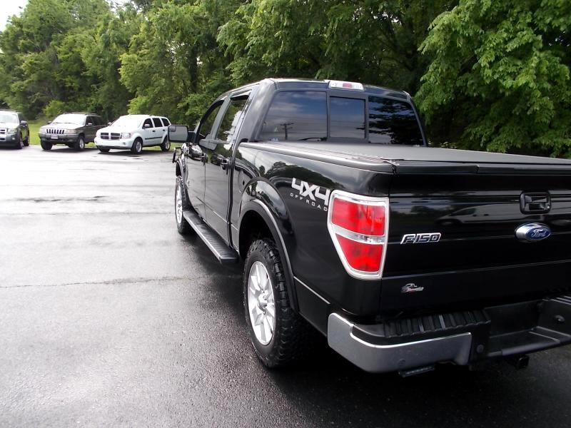 Used 2013 Ford F150 Lariat w/ Luxury Equipment Group image 4