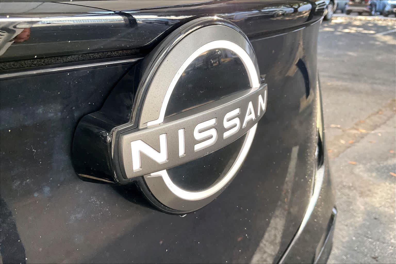 Used 2023 Nissan Ariya AWD image 30