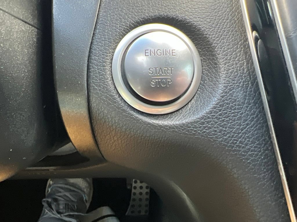 Used 2019 Mercedes-Benz GLC 300 image 37