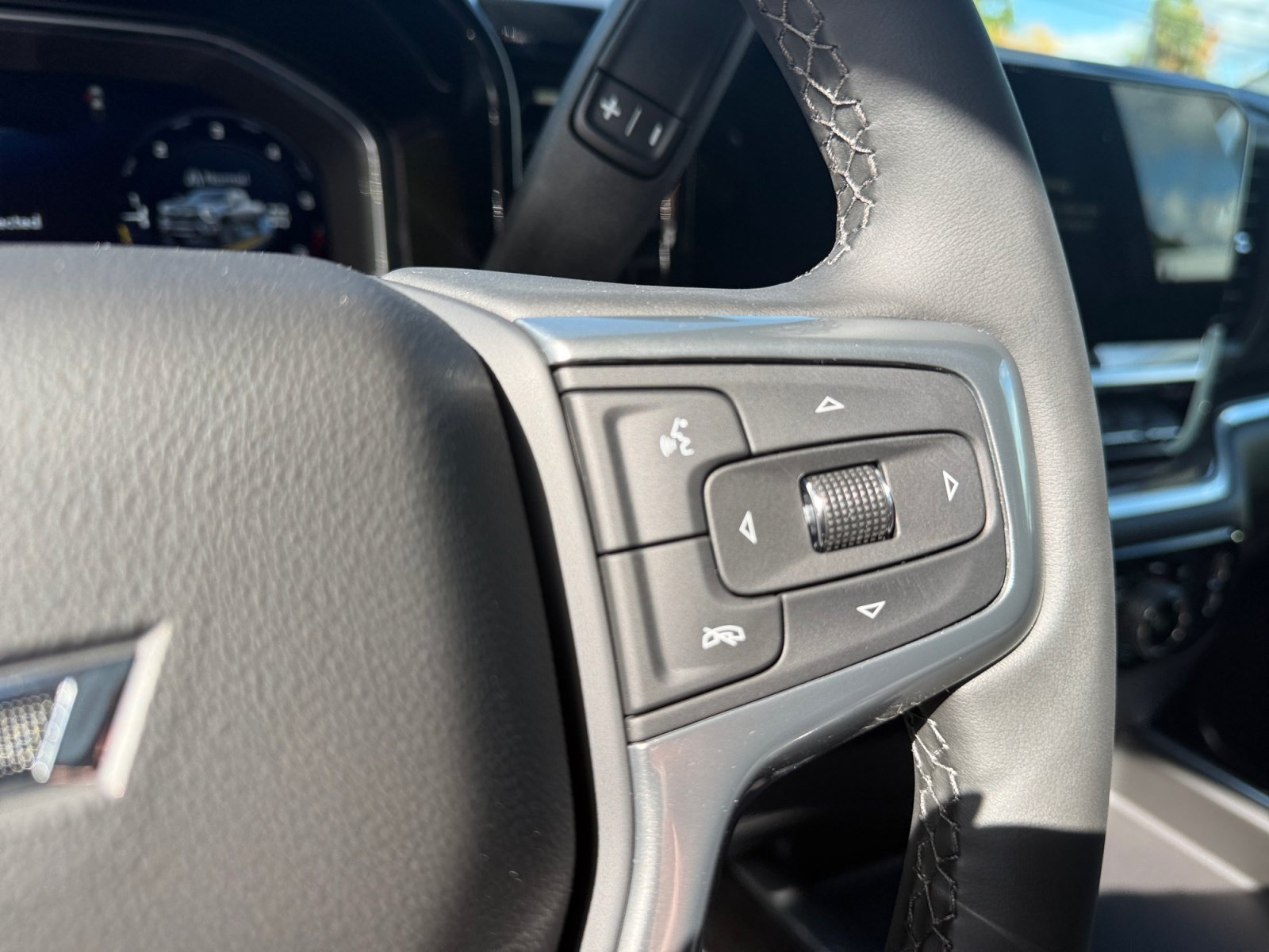 New 2026 Chevrolet Silverado 2500 LTZ w/ LTZ Plus Package AWD/4WD image 17