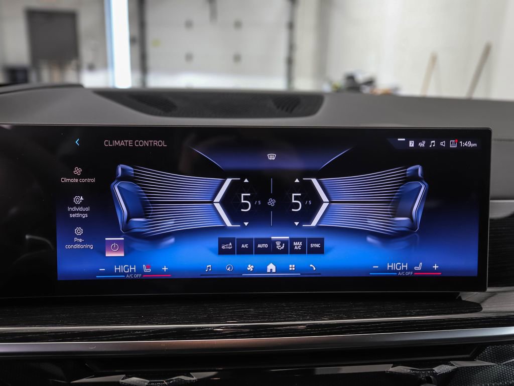 New 2026 BMW X5 xDrive50e w/ M Sport Package image 18