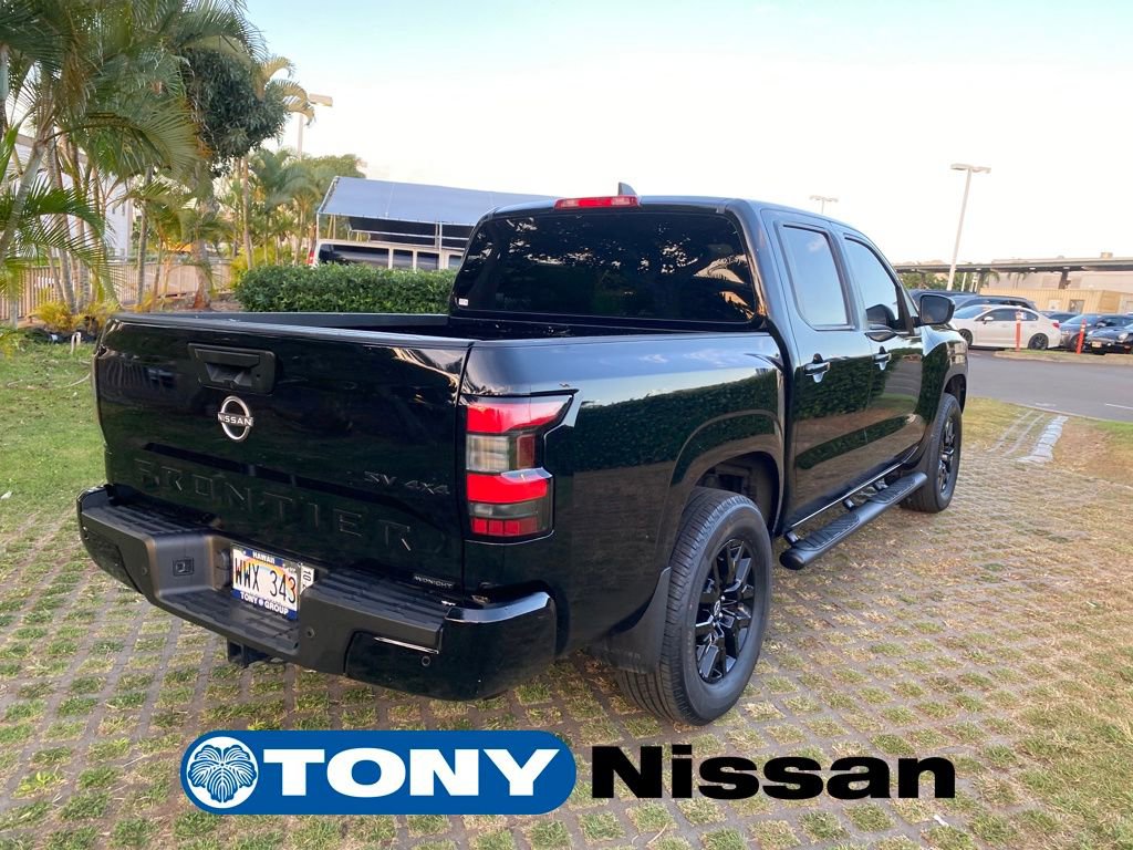 Used 2023 Nissan Frontier SV w/ Midnight Edition Package image 7