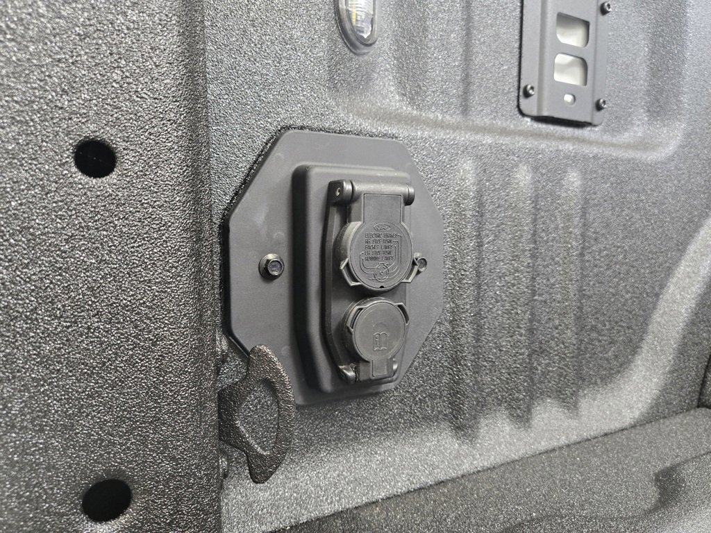 New 2025 Ford F250 Lariat w/ Lariat Ultimate Package image 10