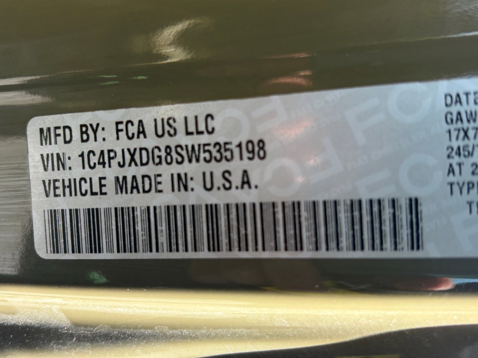 Used 2025 Jeep Wrangler Sport AWD/4WD image 32