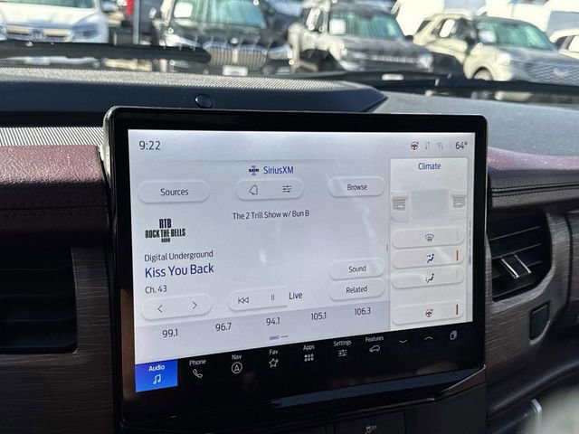 Used 2023 Ford Expedition Limited image 25