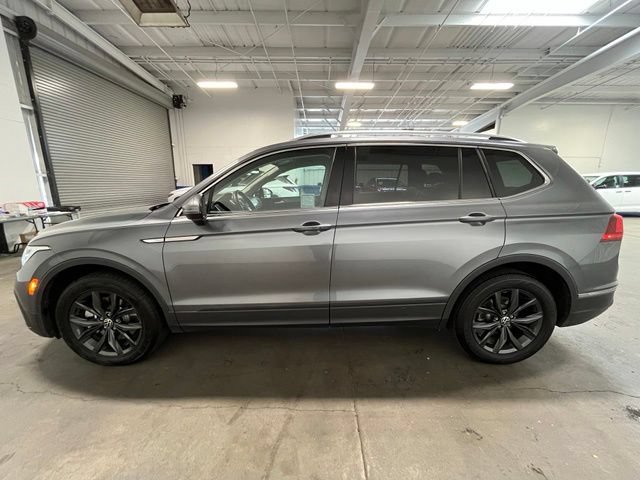 Used 2024 Volkswagen Tiguan SE FWD image 6