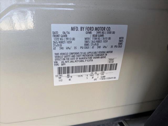 Used 2016 Lincoln MKX Reserve w/ Cargo Utility Package FWD image 15