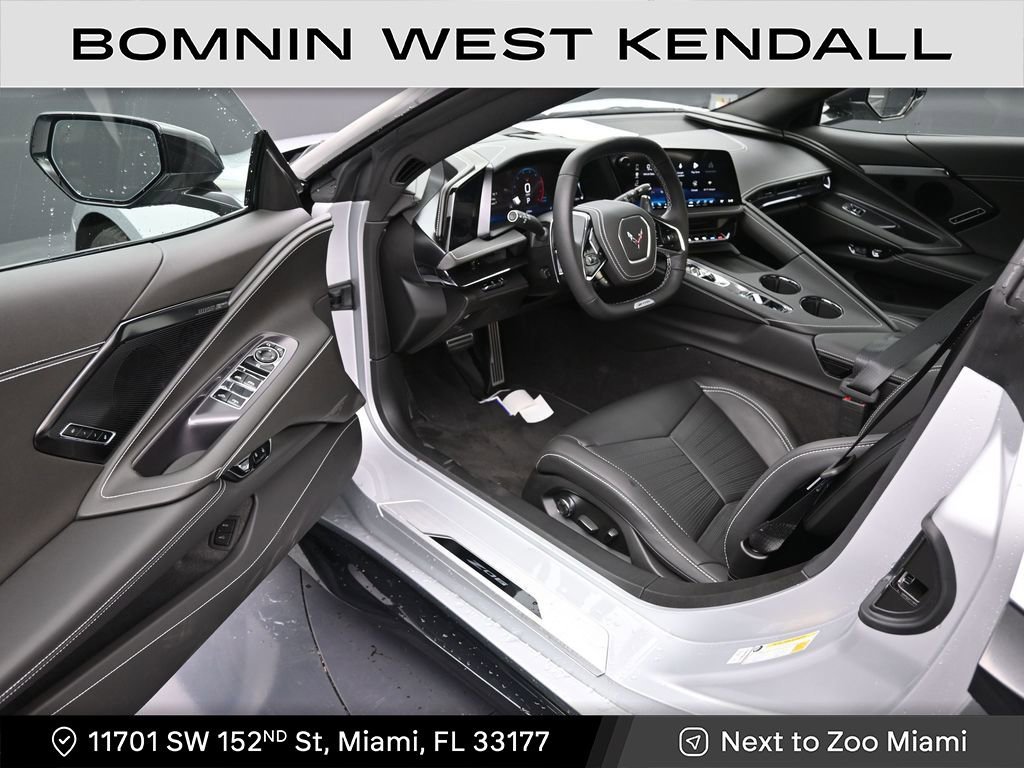 Used 2026 Chevrolet Corvette Z06 w/ Stealth Interior Trim Package image 11