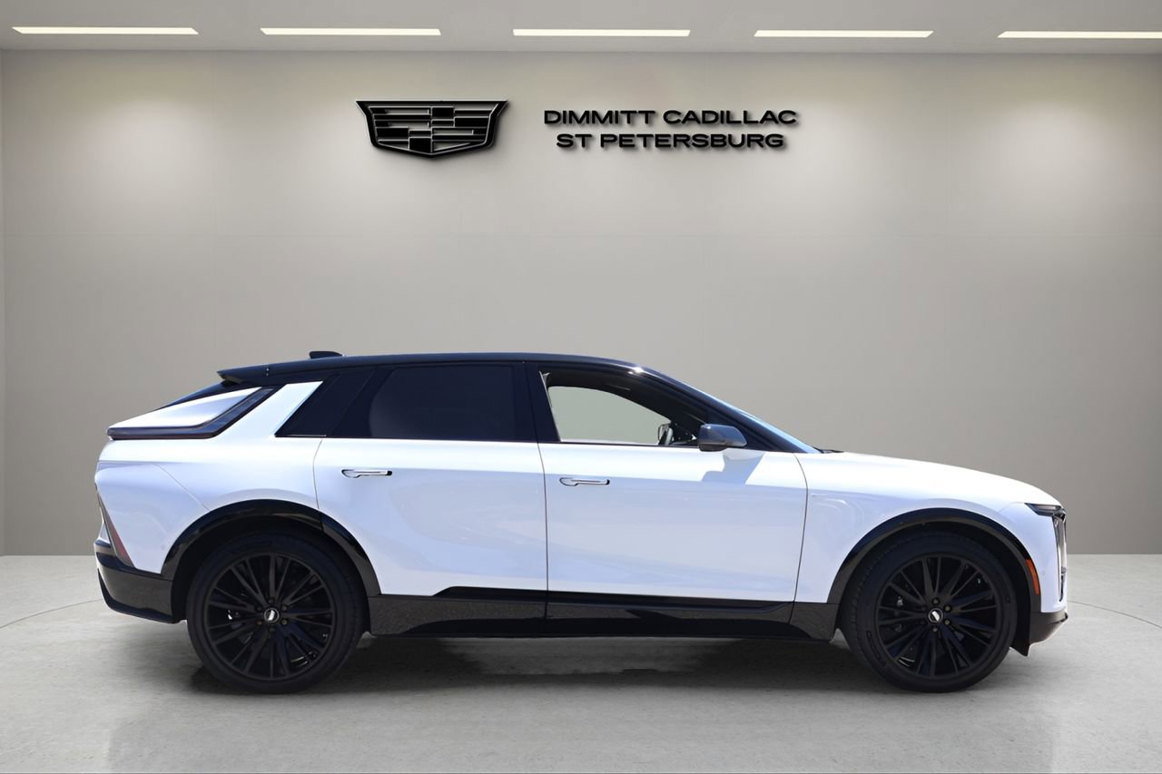 New 2026 Cadillac Lyriq Sport AWD/4WD image 6
