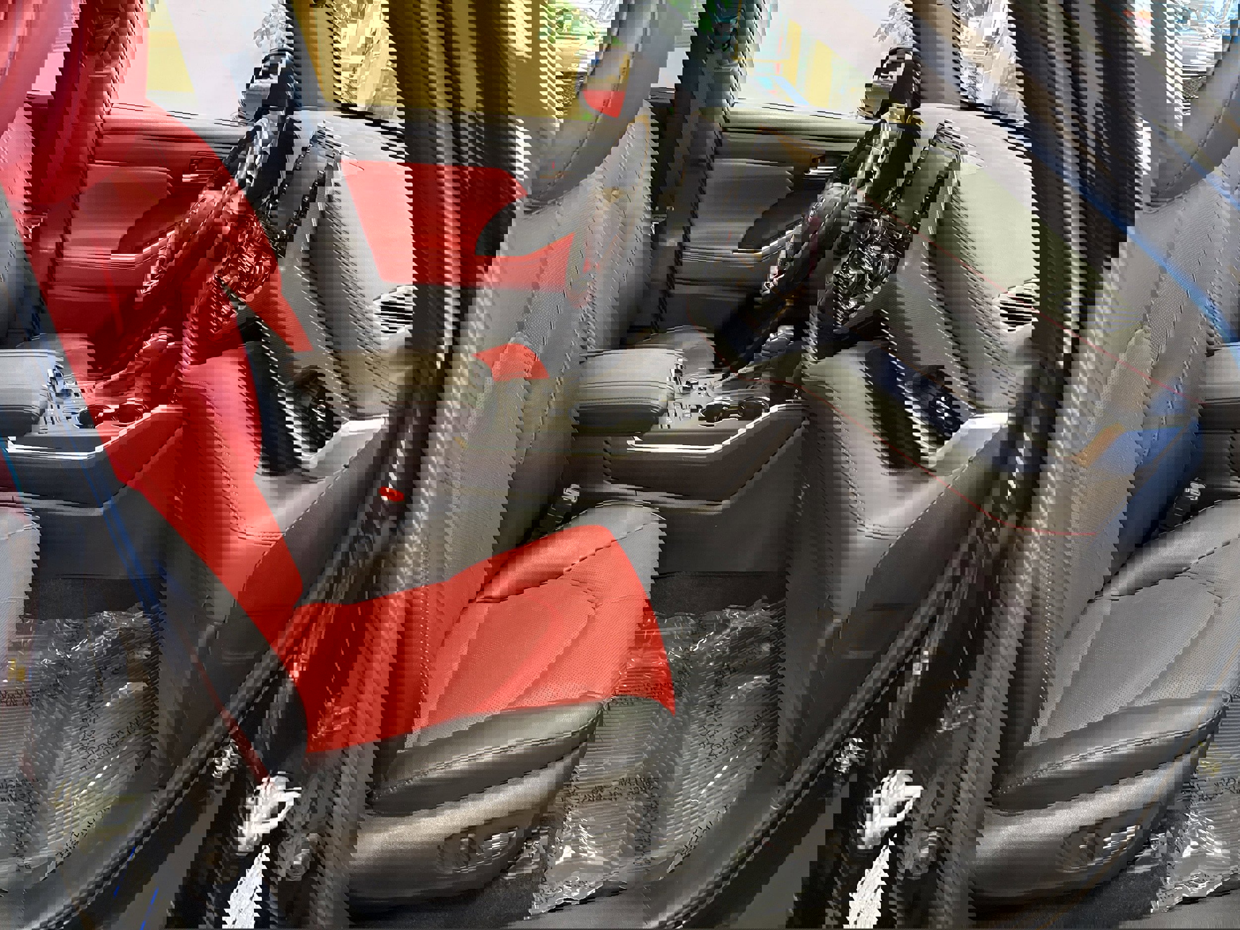 Used 2022 Toyota Highlander XSE image 16