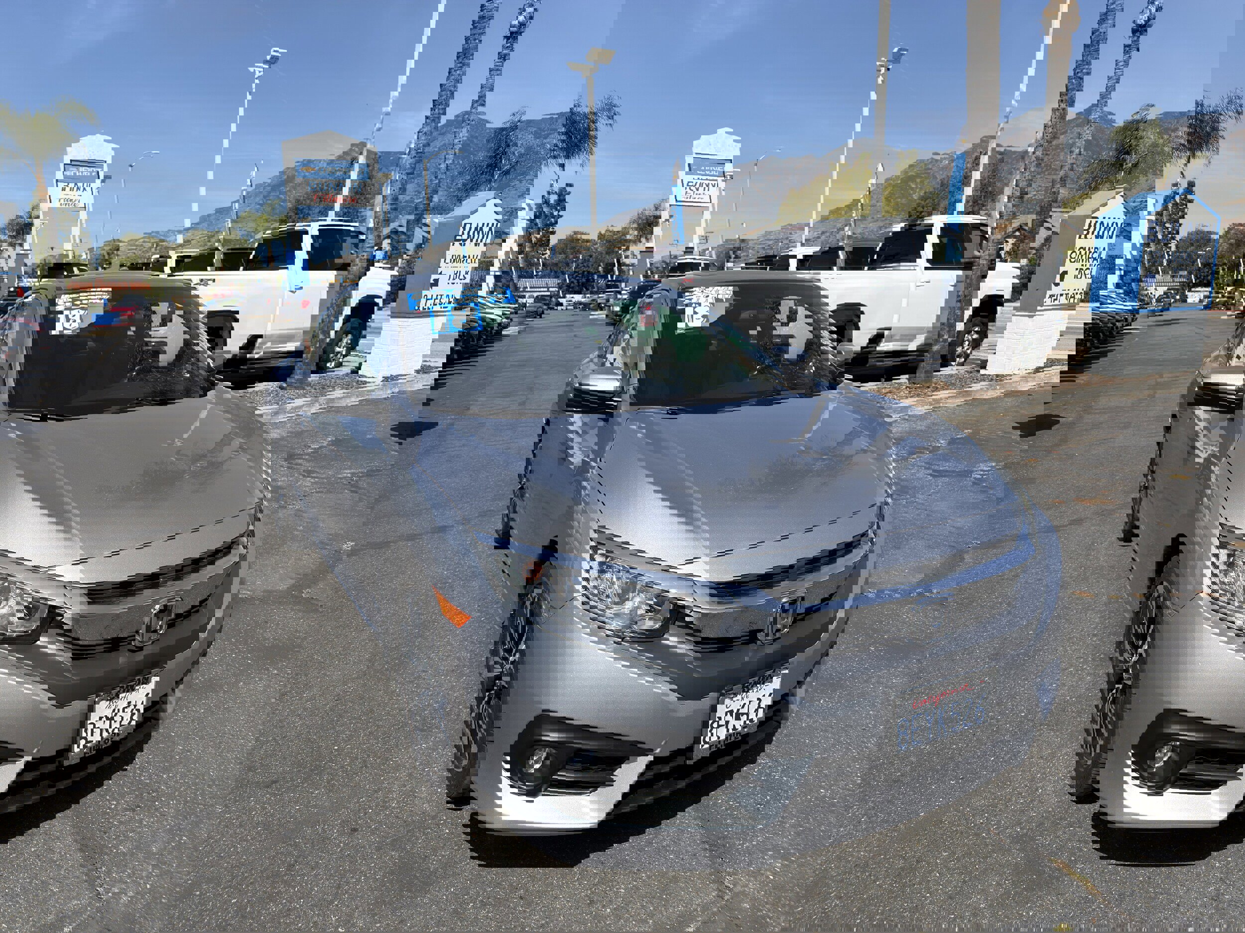 Used 2018 Honda Civic EX-T image 2