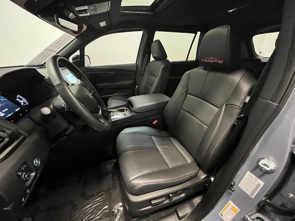 Used 2024 Honda Passport TrailSport image 13