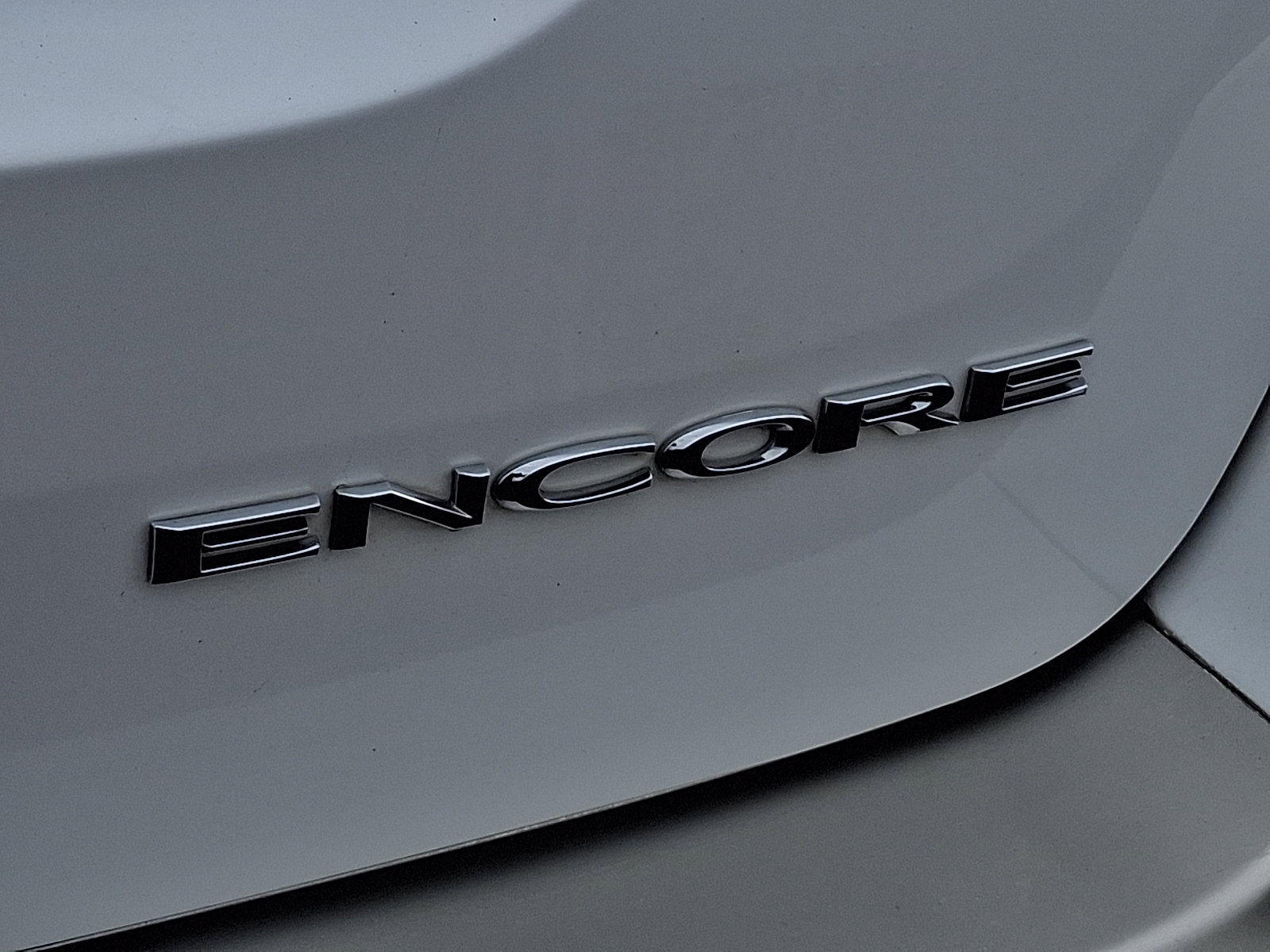 Used 2016 Buick Encore Sport Touring image 30