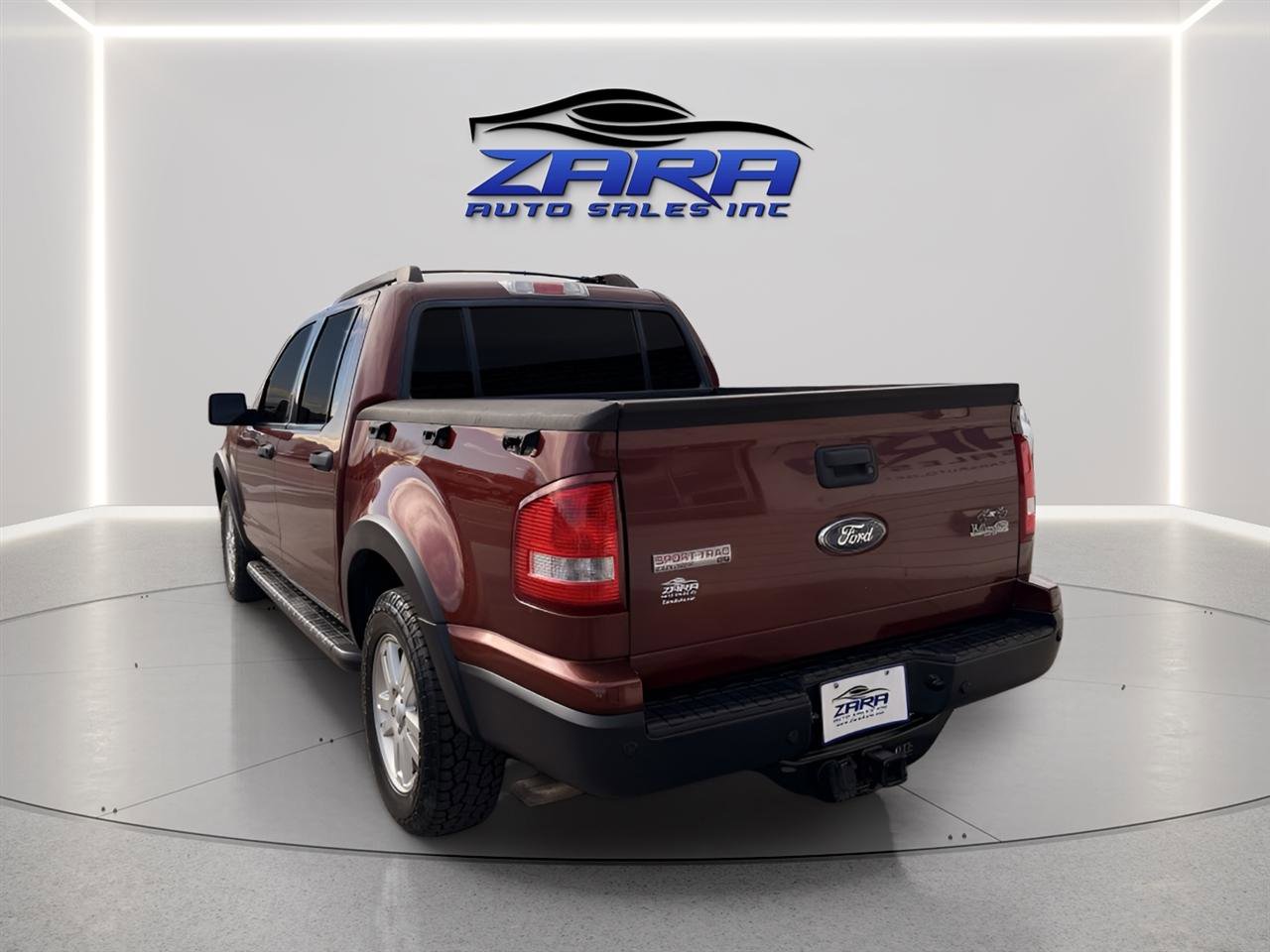 Used 2009 Ford Explorer Sport Trac XLT image 3