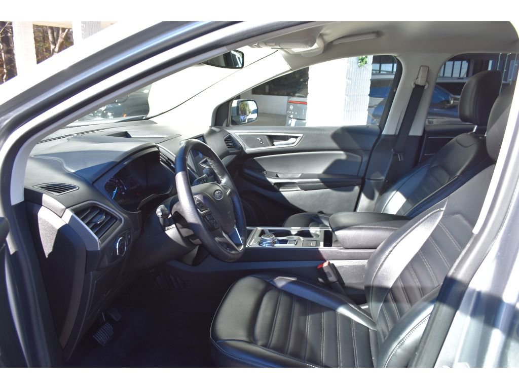 Used 2023 Ford Edge SEL image 9