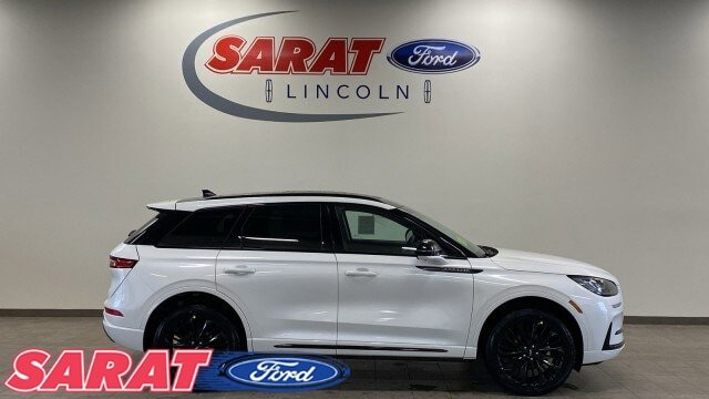 New 2025 Lincoln Corsair AWD w/ Equipment Group 101A image 1