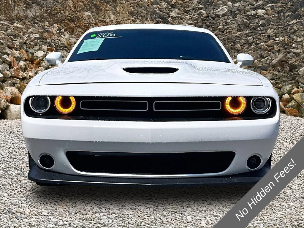 Used 2022 Dodge Challenger GT RWD image 3