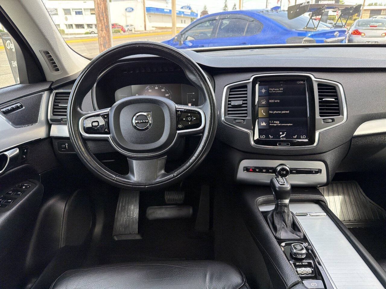 Used 2018 Volvo XC90 T5 Momentum w/ Convenience Package AWD/4WD image 28