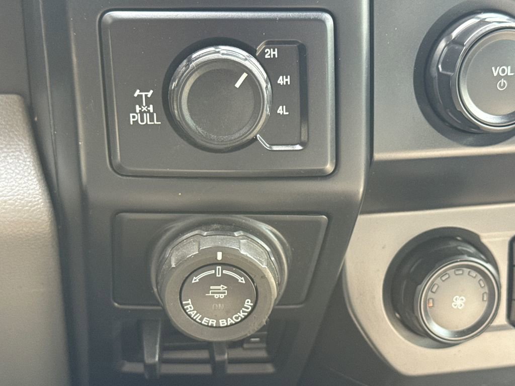 Used 2020 Ford F150 XL w/ Equipment Group 101A Mid image 25