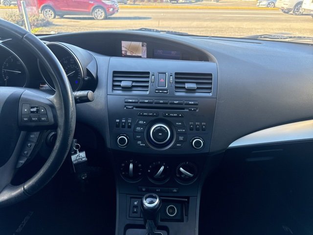 Used 2012 MAZDA MAZDA3 i Grand Touring w/ Tech Pkg image 10