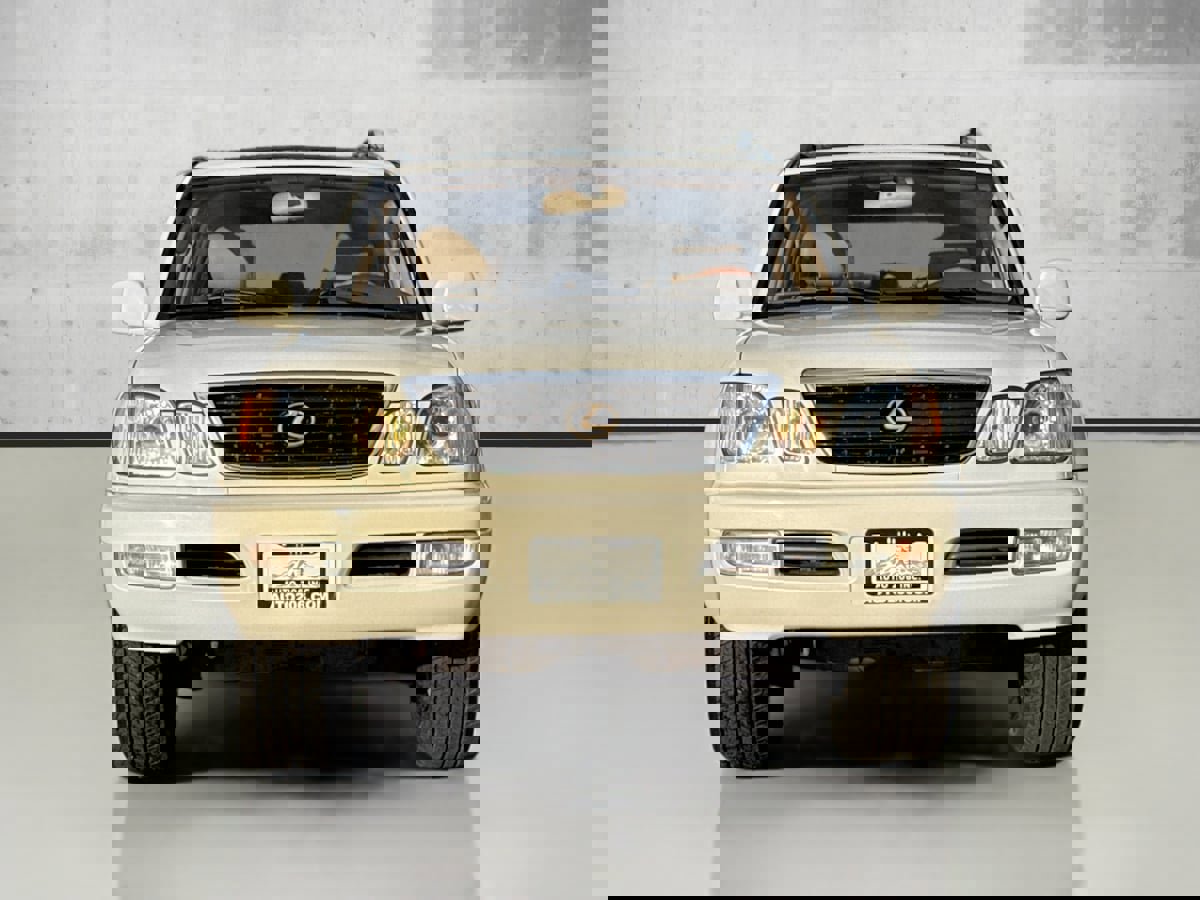 Used 2000 Lexus LX 470 4WD image 2