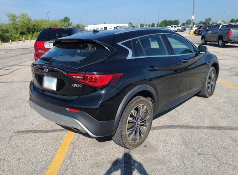 Used 2019 INFINITI QX30 AWD image 5