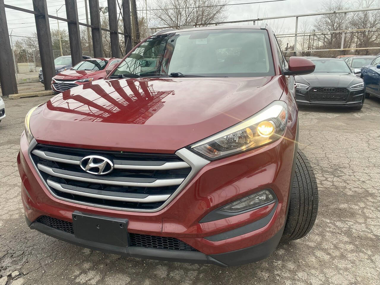 Used 2018 Hyundai Tucson SEL image 2
