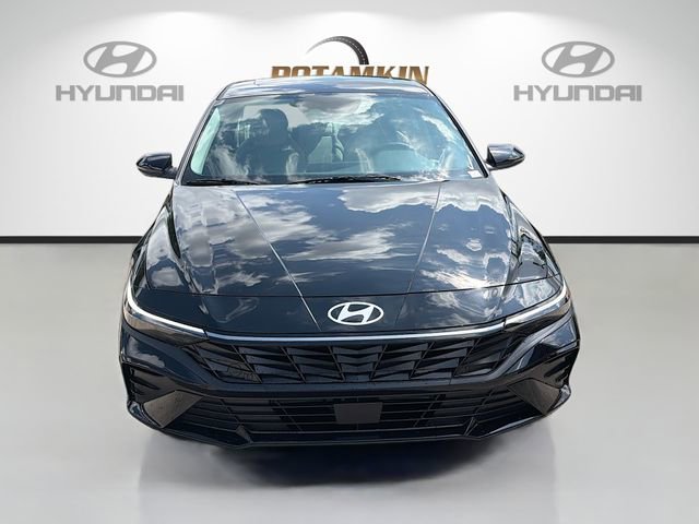 New 2026 Hyundai Elantra Limited FWD video 2