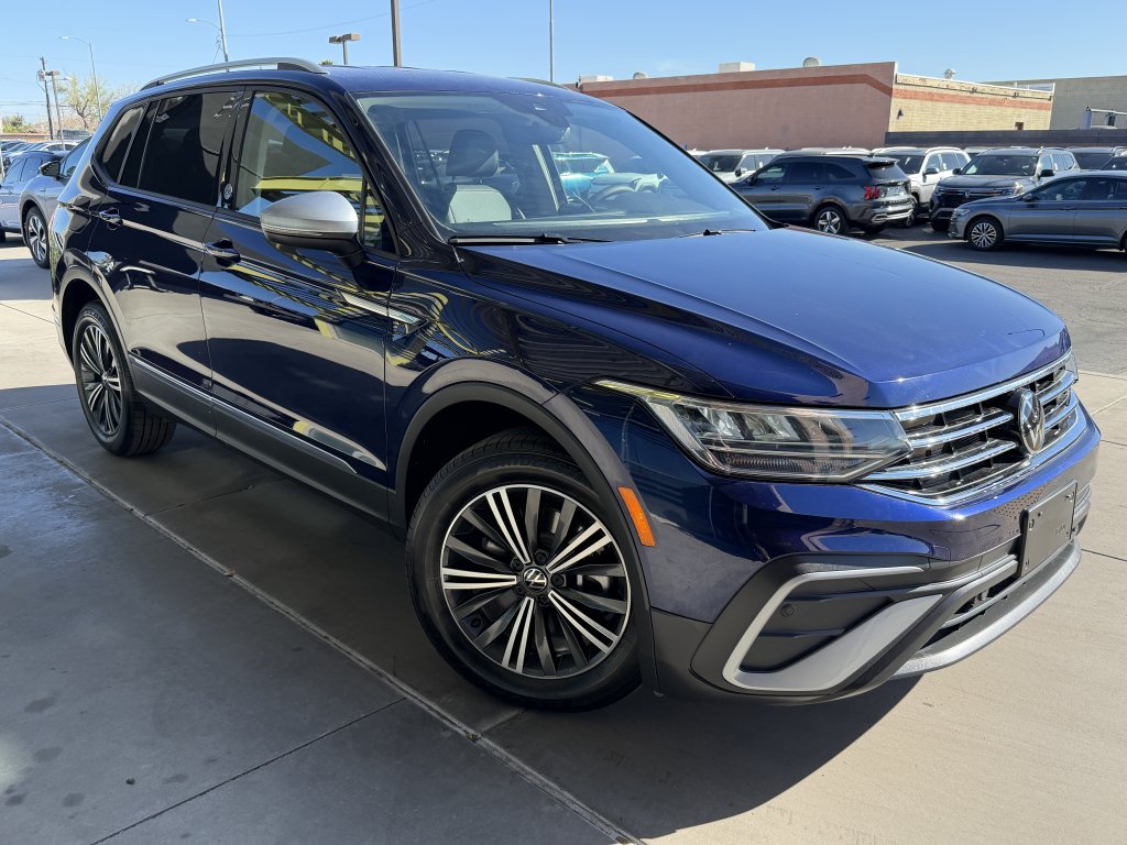 Used 2024 Volkswagen Tiguan Wolfsburg Edition FWD image 6