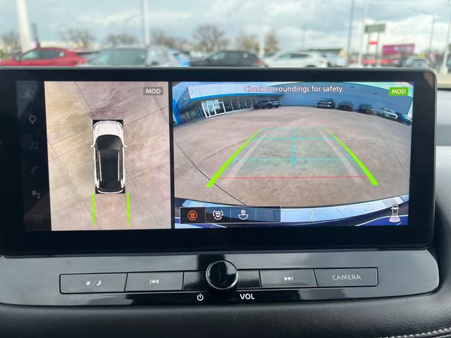 Used 2025 Nissan Rogue SL w/ Tech Package AWD/4WD image 30