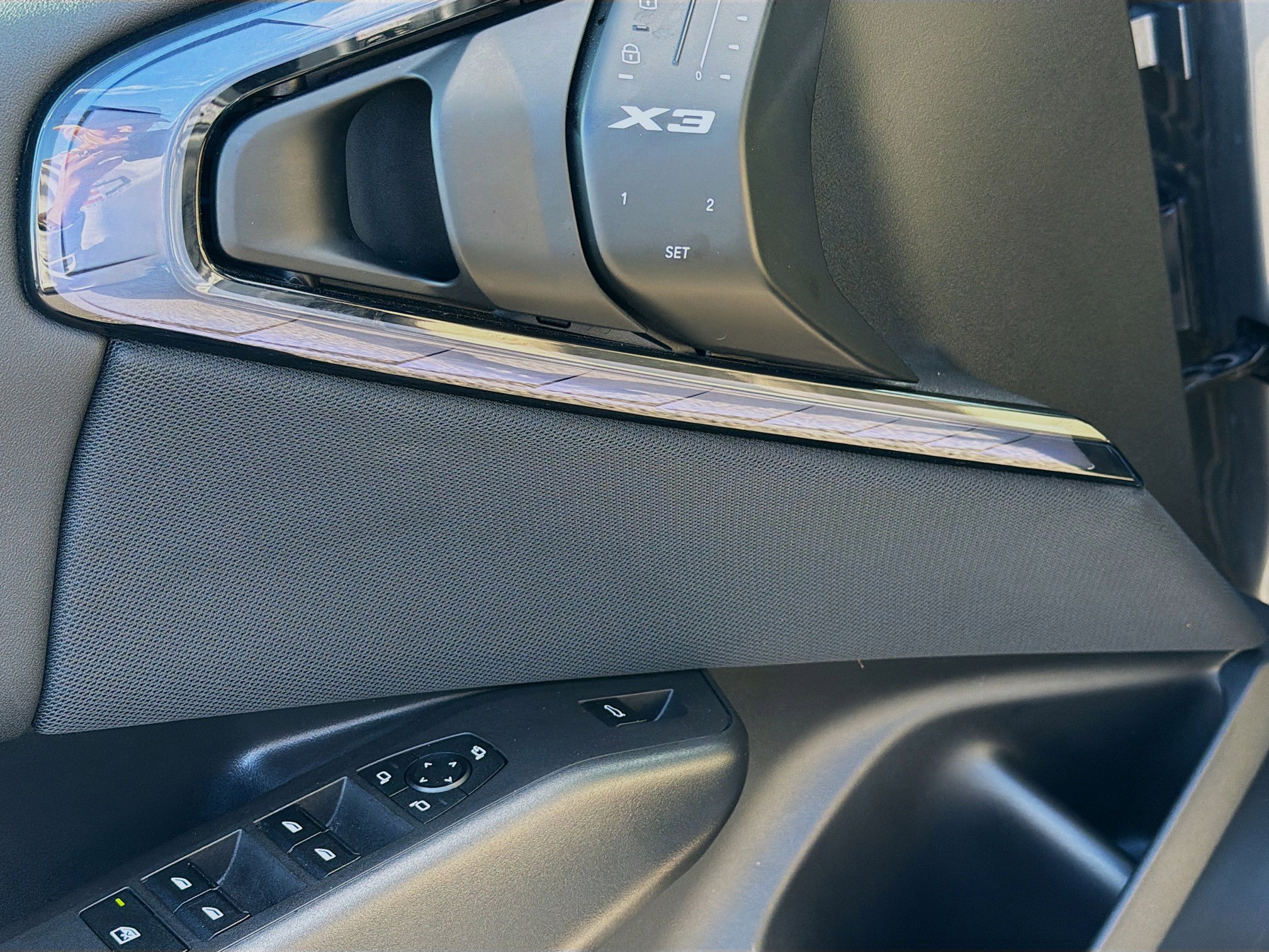 Used 2025 BMW X3 xDrive30i w/ Premium Package image 24