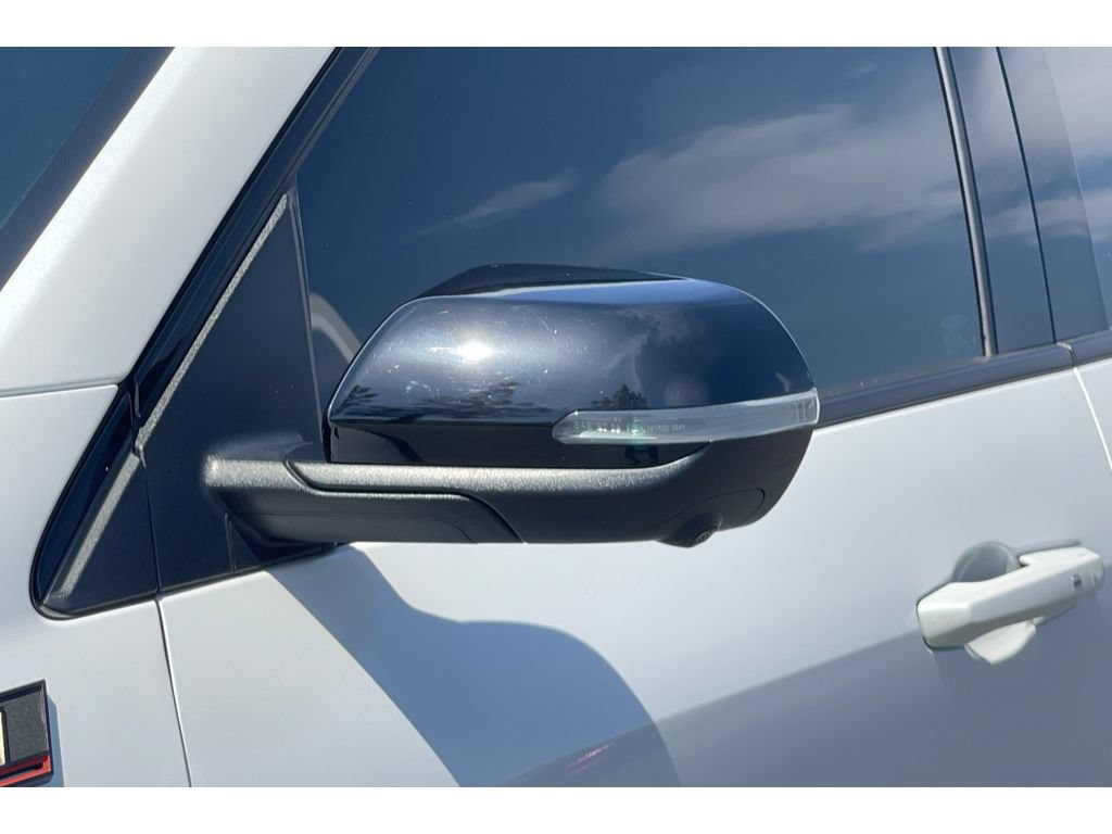 Used 2025 Chevrolet Traverse Z71 w/ Enhanced Driving Package AWD/4WD image 53