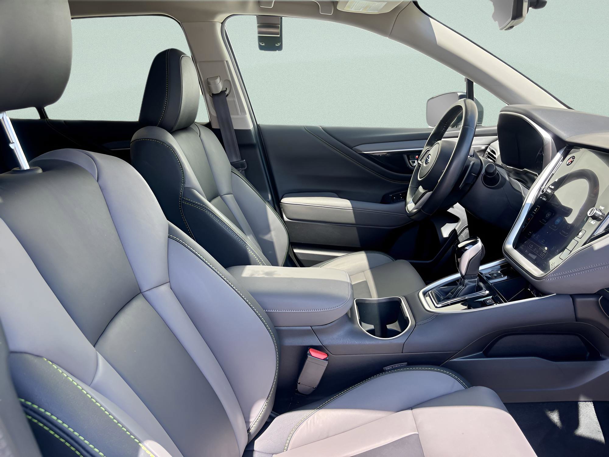 Used 2023 Subaru Outback Onyx Edition XT AWD/4WD image 6