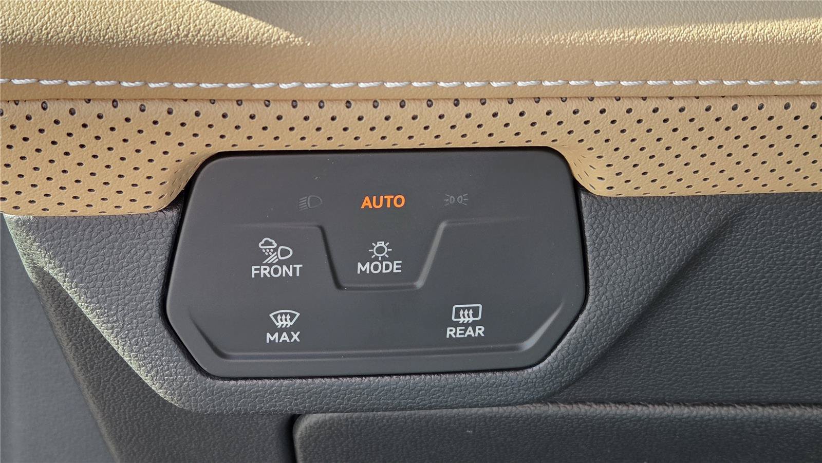 New 2026 Volkswagen Atlas Cross Sport SE AWD/4WD image 15
