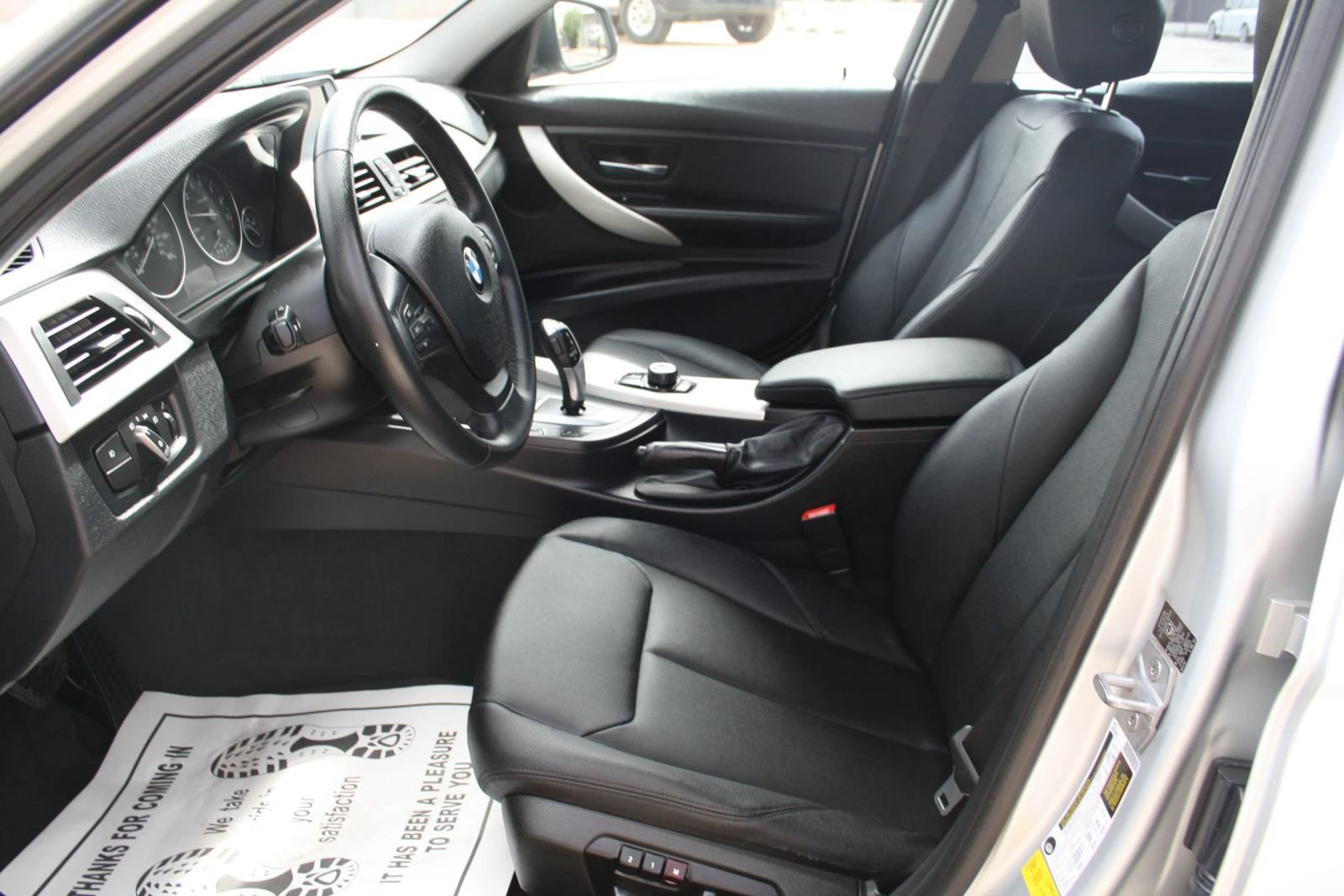 Used 2014 BMW 320i Sedan RWD image 9