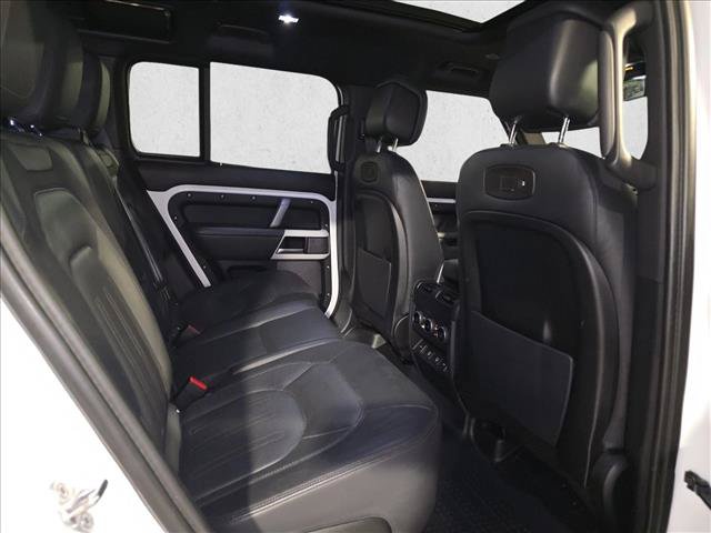 Used 2022 Land Rover Defender 110 X-Dynamic HSE AWD/4WD image 11