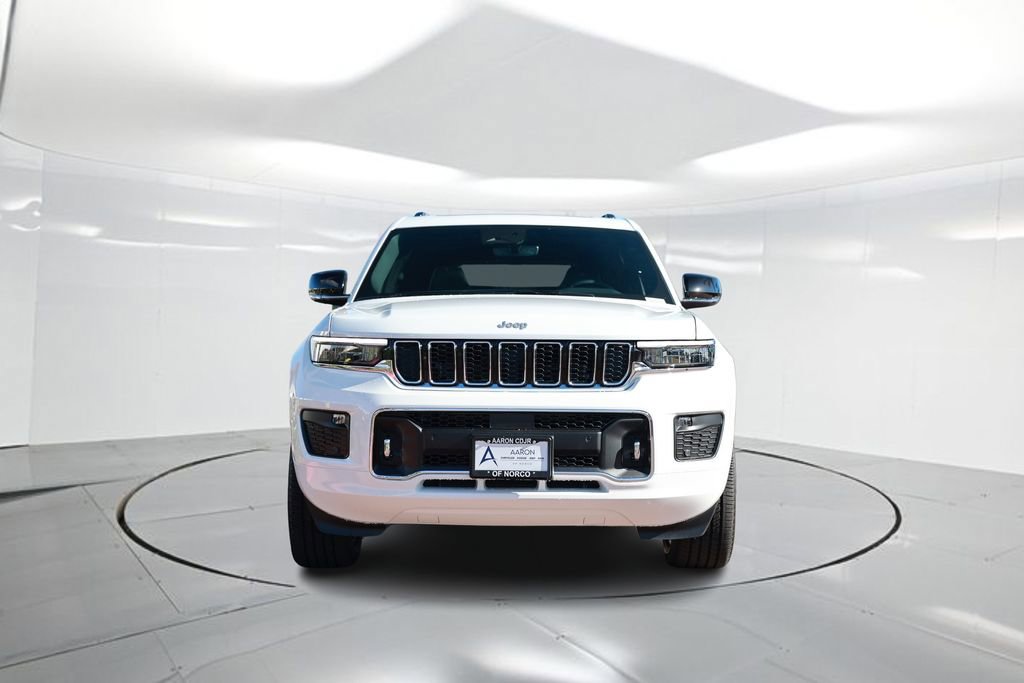 New 2025 Jeep Grand Cherokee L Overland w/ Rear Seat Video Group I image 4