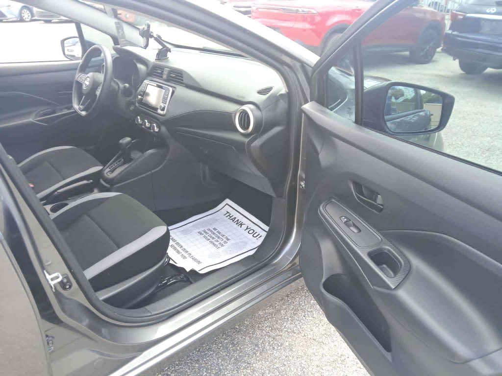 Used 2025 Nissan Versa S w/ Trunk Package FWD image 10